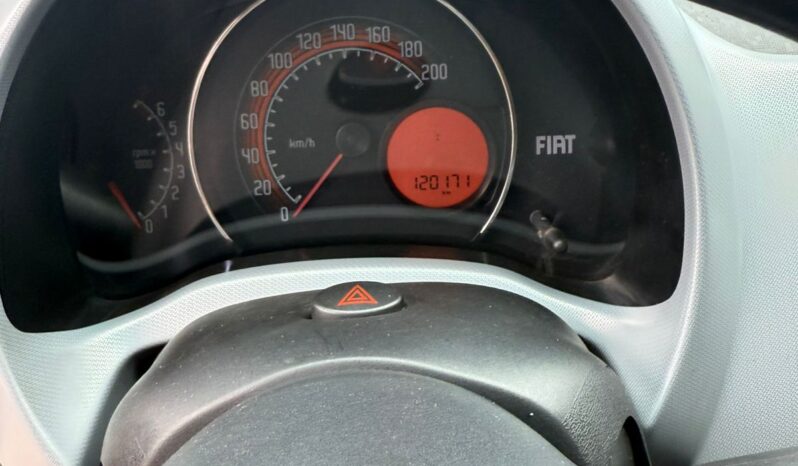 
								Uno Atractive 1.4 full									